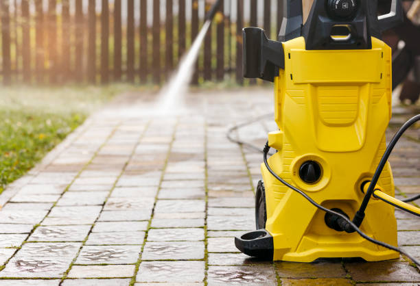 Best Patio and Deck Pressure Washing  in Oak Creek, WI